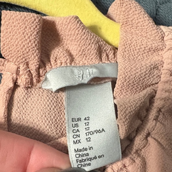 H&M Sleeveless Blush Mini Dress - Picture 7 of 7